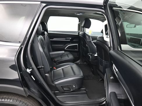 Used 2022 Kia Telluride S image 44