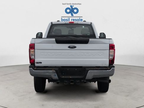 Used 2022 Ford F250 XL w/ Power Equipment Group image 7