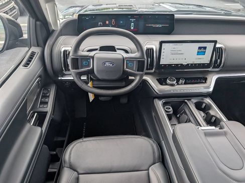 New 2027 Ford Expedition Max Platinum w/ Driver's Package AWD/4WD image 8
