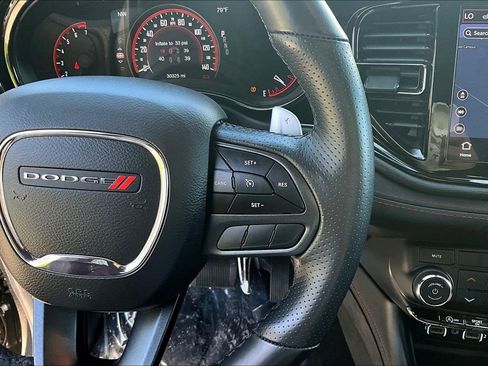 Used 2025 Dodge Durango GT AWD/4WD image 12