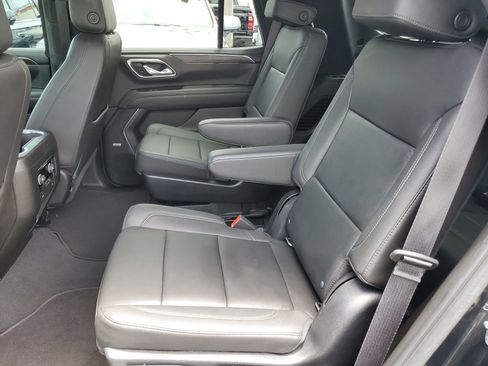 Used 2021 Chevrolet Tahoe Z71 AWD/4WD image 12
