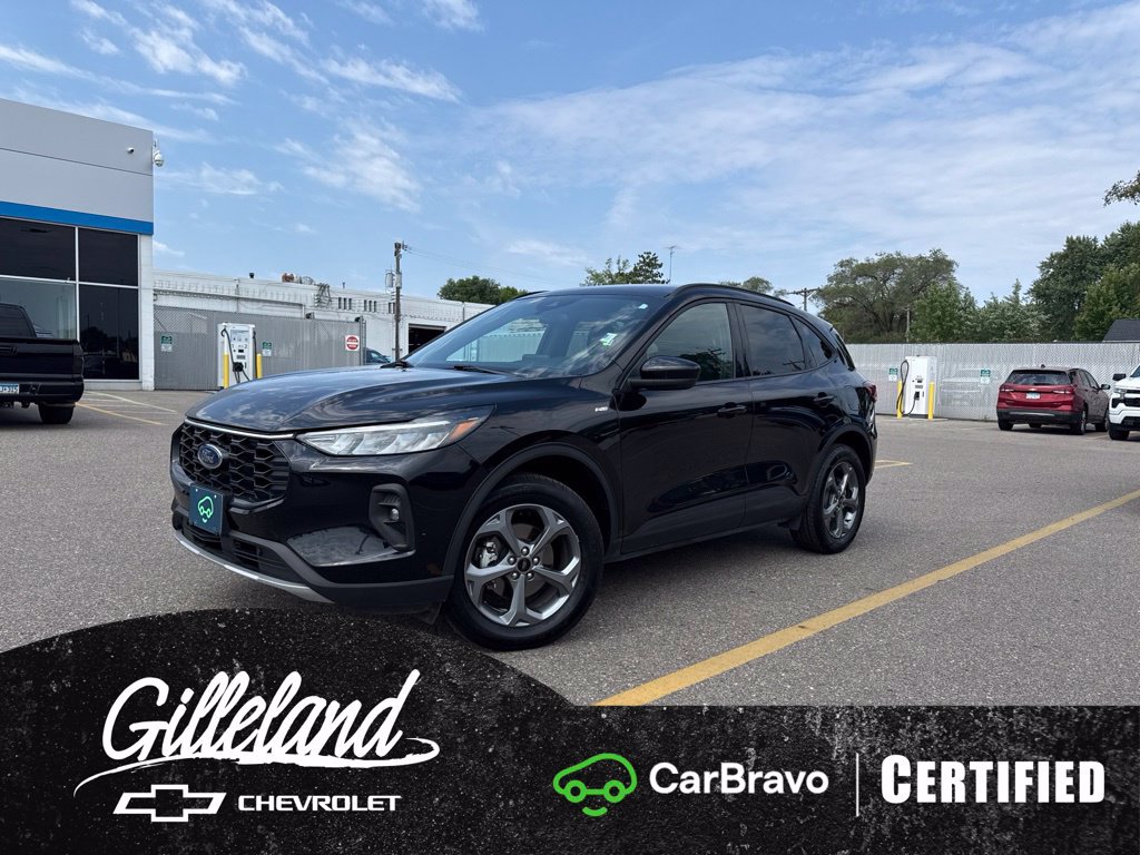 Used 2025 Ford Escape ST-Line Select AWD/4WD image 1