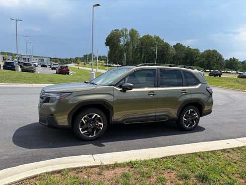 New 2026 Subaru Forester Limited AWD/4WD image 4