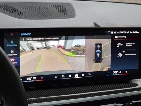 Used 2024 BMW X5 M60i image 16