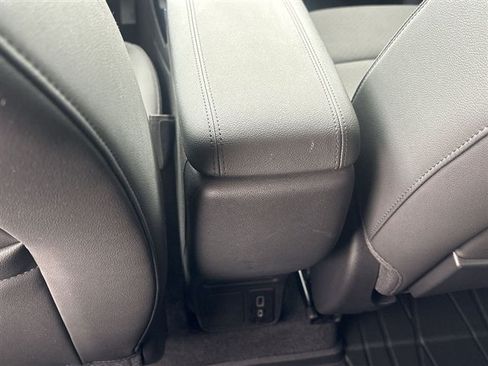 Used 2024 Buick Encore GX Preferred w/ Comfort Package FWD image 20