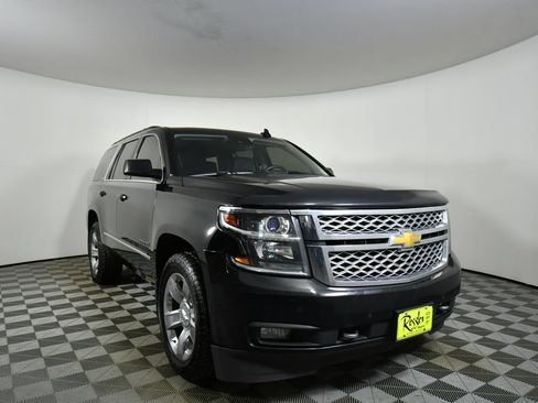 Used 2017 Chevrolet Tahoe LT w/ LT Signature Package AWD/4WD image 8