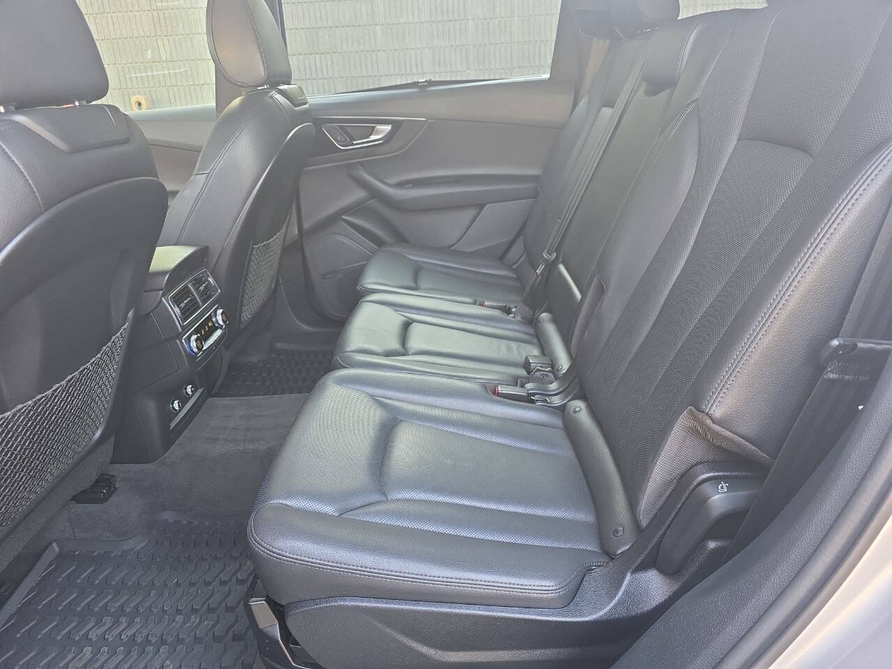 Used 2019 Audi Q7 3.0T Prestige AWD/4WD image 13
