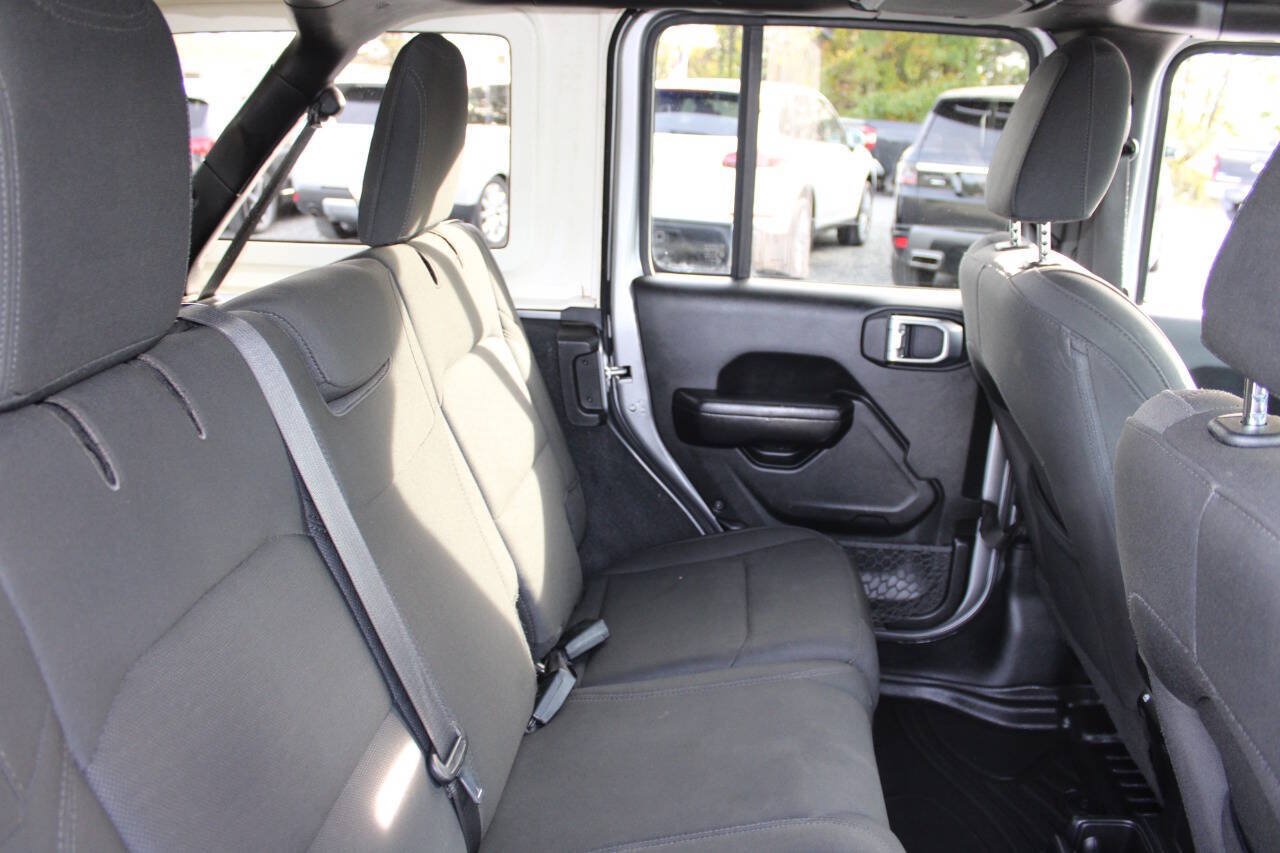 Used 2019 Jeep Wrangler Unlimited Sport S AWD/4WD image 18