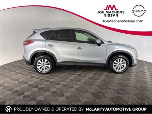 Used 2016 MAZDA CX-5 Touring image 4
