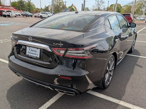 Used 2023 Nissan Maxima Platinum w/ Sport Mat Group FWD image 5