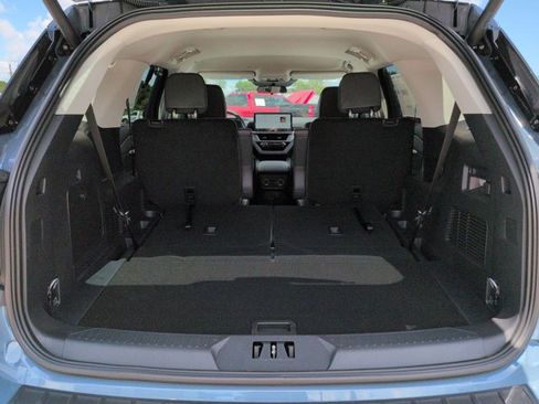 New 2026 Ford Explorer Active w/ Active Comfort Package RWD image 13