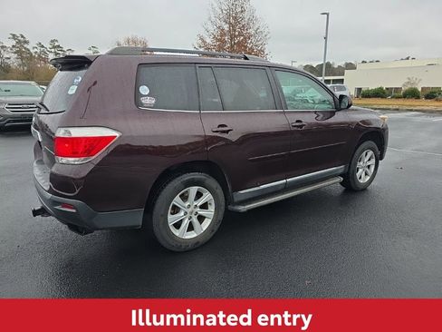 Used 2012 Toyota Highlander FWD image 10