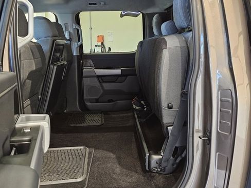 Used 2021 Ford F150 XLT w/ Equipment Group 302A High image 39