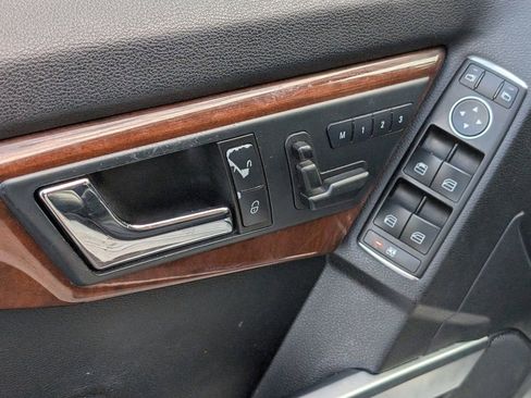 Used 2011 Mercedes-Benz GLK 350 4MATIC image 20