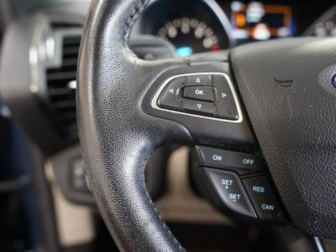 Used 2018 Ford Escape SEL FWD image 13