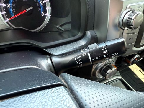 Used 2019 Toyota 4Runner SR5 image 26