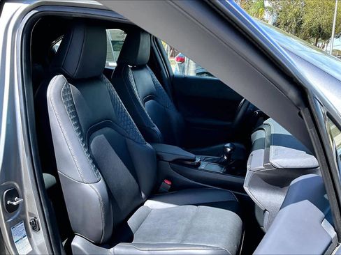 Used 2020 Lexus UX 250h w/ Premium Package image 9