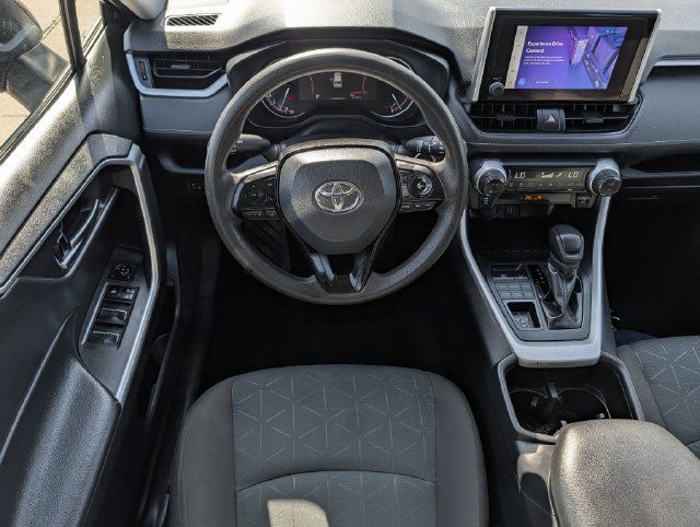 Used 2024 Toyota RAV4 XLE AWD/4WD image 11