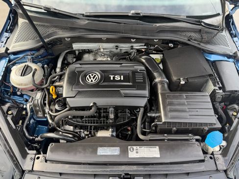 Used 2017 Volkswagen Golf Alltrack S image 38