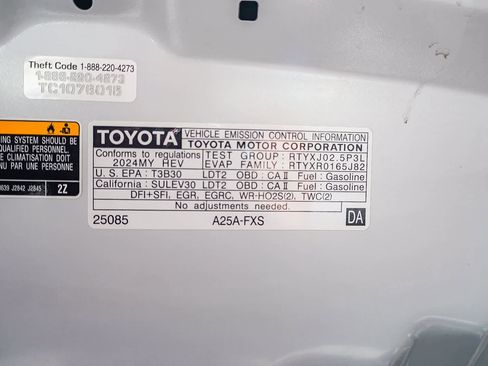Certified 2024 Toyota Venza Limited AWD/4WD image 43