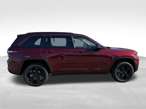 New 2026 Jeep Grand Cherokee Limited w/ Limited Altitude Package RWD image 6