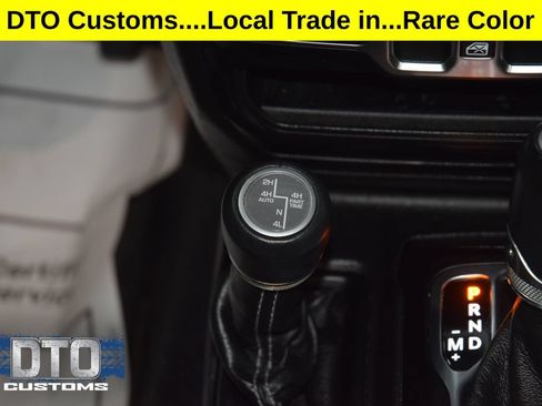 Used 2022 Jeep Wrangler Unlimited Sahara w/ Cold Weather Group AWD/4WD image 36