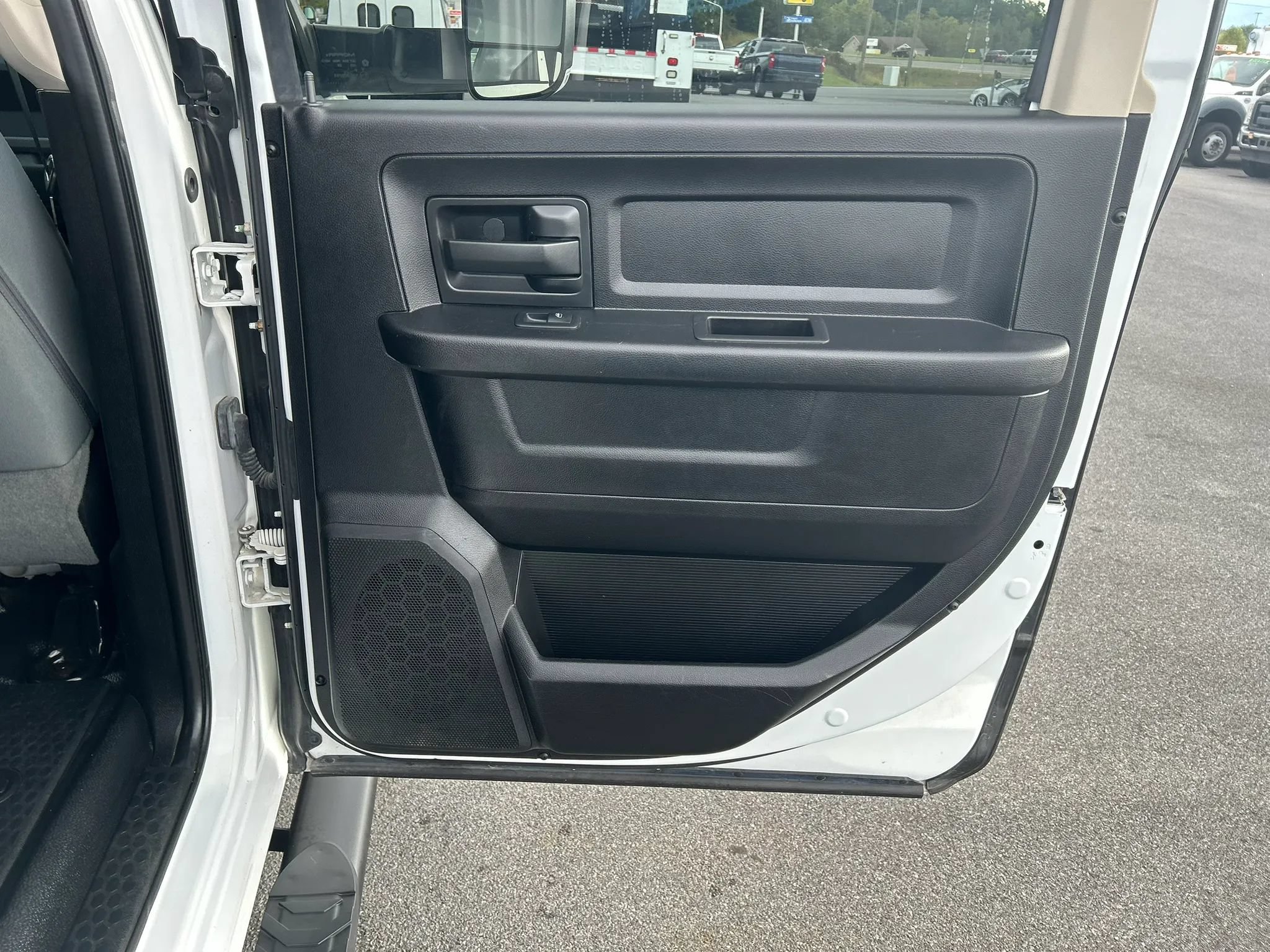 Used 2017 RAM 3500 Tradesman w/ Popular Equipment Group AWD/4WD image 29