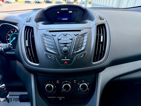 Used 2014 Ford Escape S FWD image 24