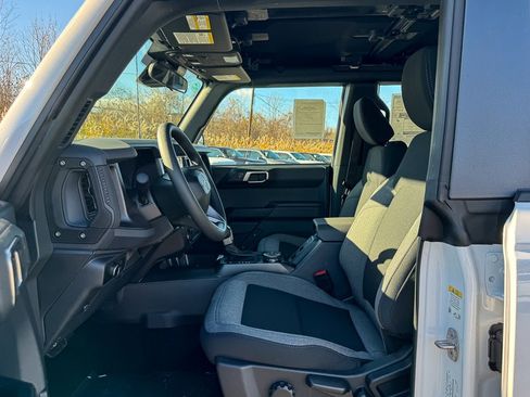 New 2025 Ford Bronco 4-Door w/ Sasquatch Package image 23