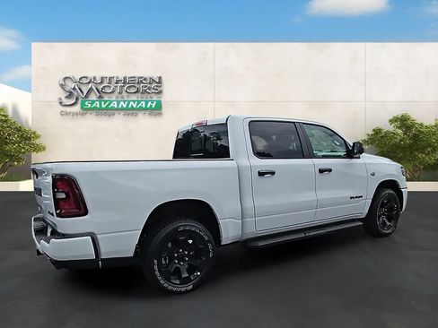 New 2026 RAM 1500 Express AWD/4WD image 32
