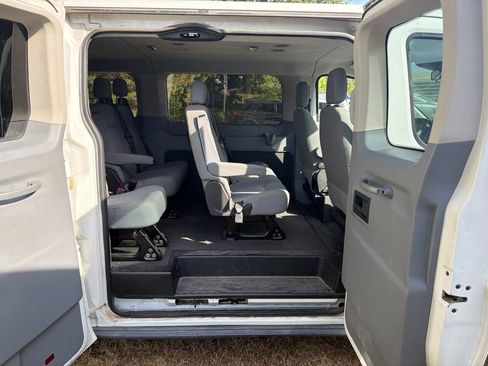 Used 2016 Ford Transit 350 XLT RWD image 5