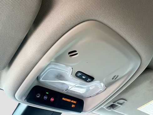 Used 2025 Buick Encore GX Sport Touring FWD image 18