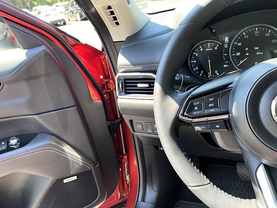 Used 2025 MAZDA CX-5 AWD 2.5 S w/ Premium Plus Pkg image 9