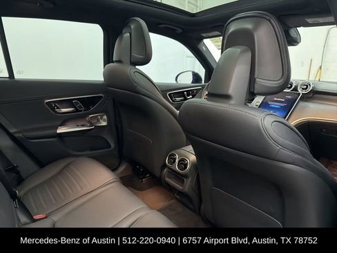 Used 2023 Mercedes-Benz GLC 300 4MATIC image 26