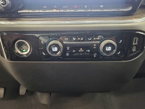 Used 2024 Chevrolet Silverado 1500 LT AWD/4WD image 36