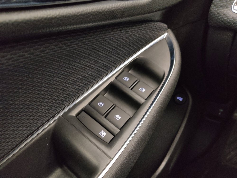 Used 2019 Chevrolet Cruze LS w/ LS Convenience Package FWD image 27