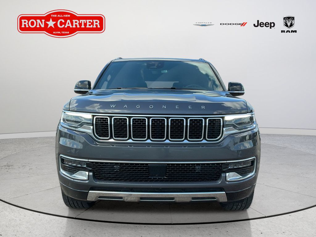 Used 2024 Jeep Wagoneer Series III AWD/4WD image 2