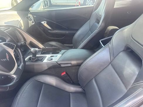 Used 2017 Chevrolet Corvette Stingray Coupe w/ Carbon Flash Badge Package RWD image 7