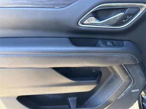 Used 2021 GMC Yukon XL SLT image 20