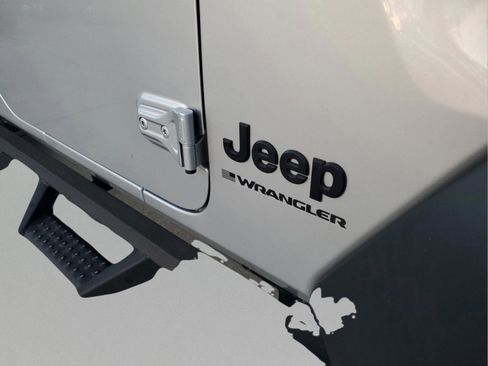 Certified 2024 Jeep Wrangler Sport S image 6
