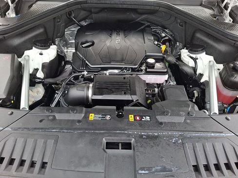 Used 2025 Genesis GV80 2.5T Prestige image 35