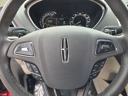 Used 2018 Lincoln MKX Reserve FWD image 22