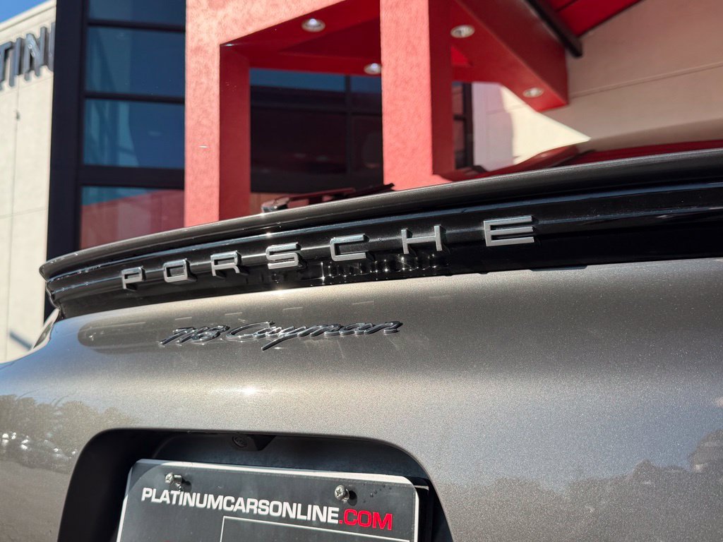 Used 2019 Porsche 718 Cayman RWD image 17
