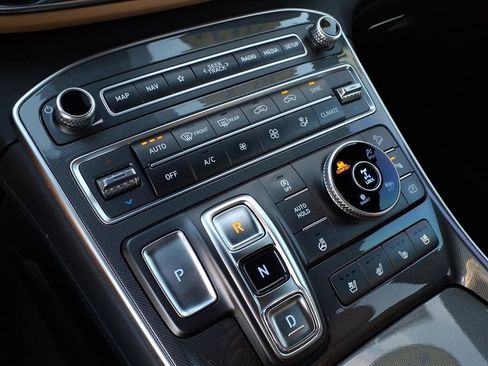 Certified 2021 Hyundai Santa Fe Calligraphy image 24