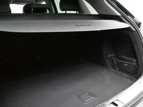 Used 2022 Audi Q5 2.0T Prestige image 21