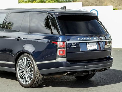 Used 2021 Land Rover Range Rover Autobiography image 10