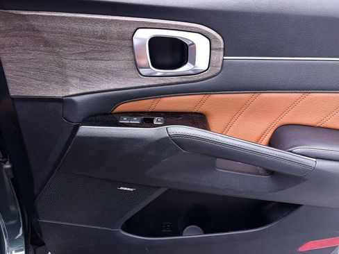 Used 2022 Kia Sorento SX Prestige w/ Rust Color Package image 37