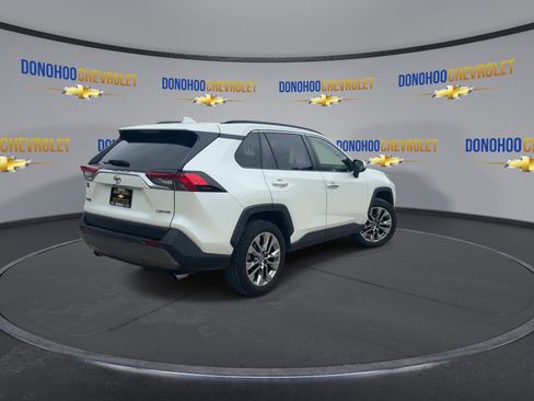 Used 2019 Toyota RAV4 Limited w/ Advanced Technology Package FWD image 11