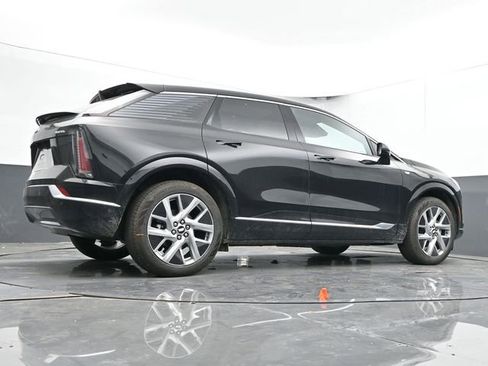 New 2025 Cadillac Optiq Luxury 1 w/ LPO, Floor Liner Package image 45