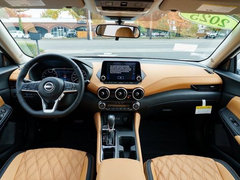 New 2025 Nissan Sentra SV w/ SV Premium Package image 8